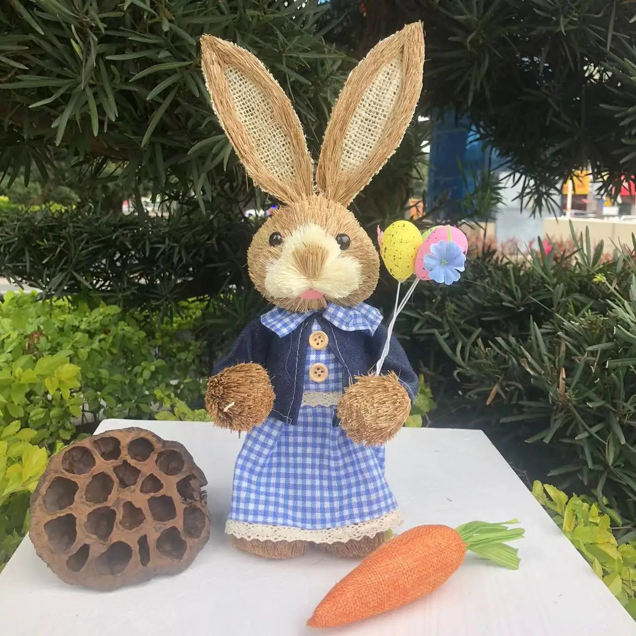 Conejo de Paja 35cm - Decoración de Pascua y Eventos