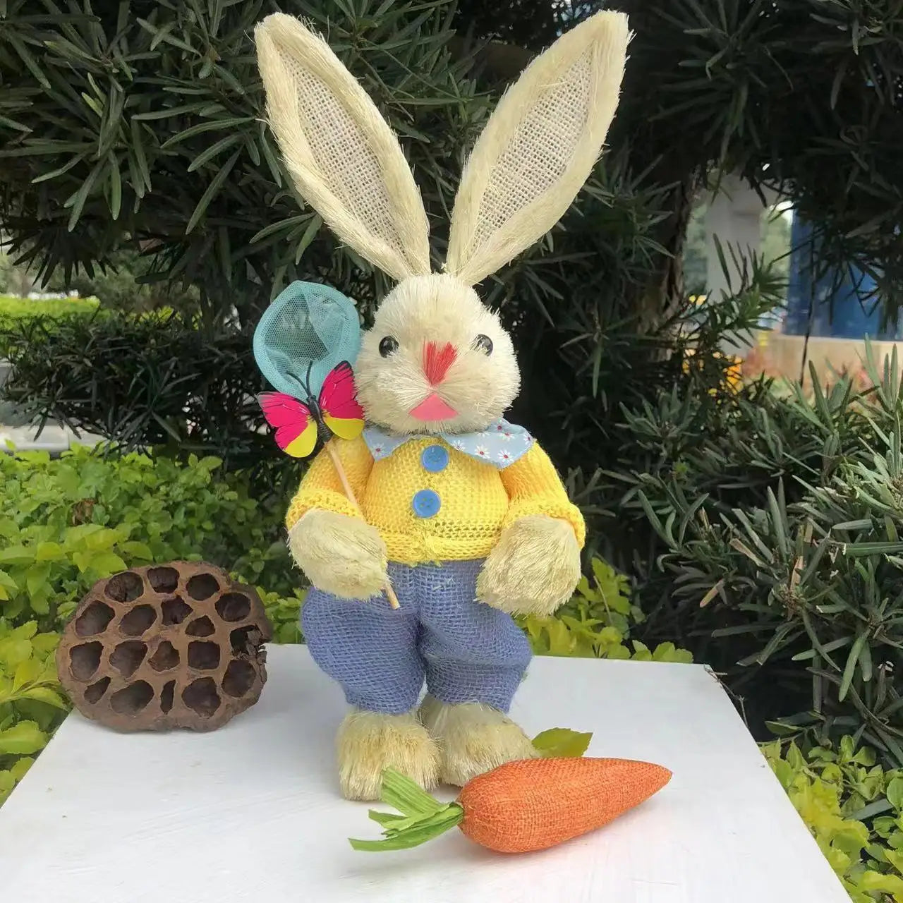 Conejo de Paja 35cm - Decoración de Pascua y Eventos