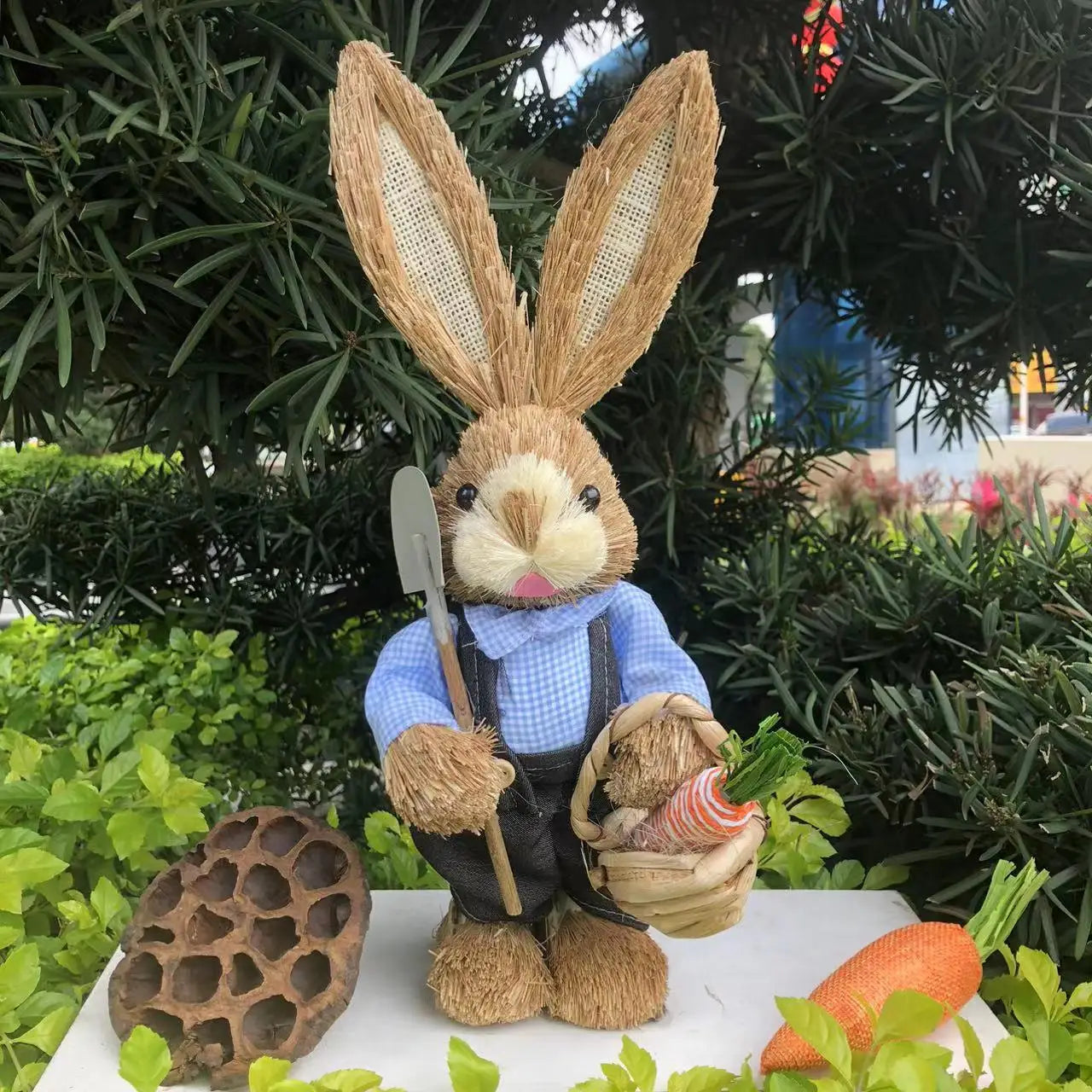 Conejo de Paja 35cm - Decoración de Pascua y Eventos